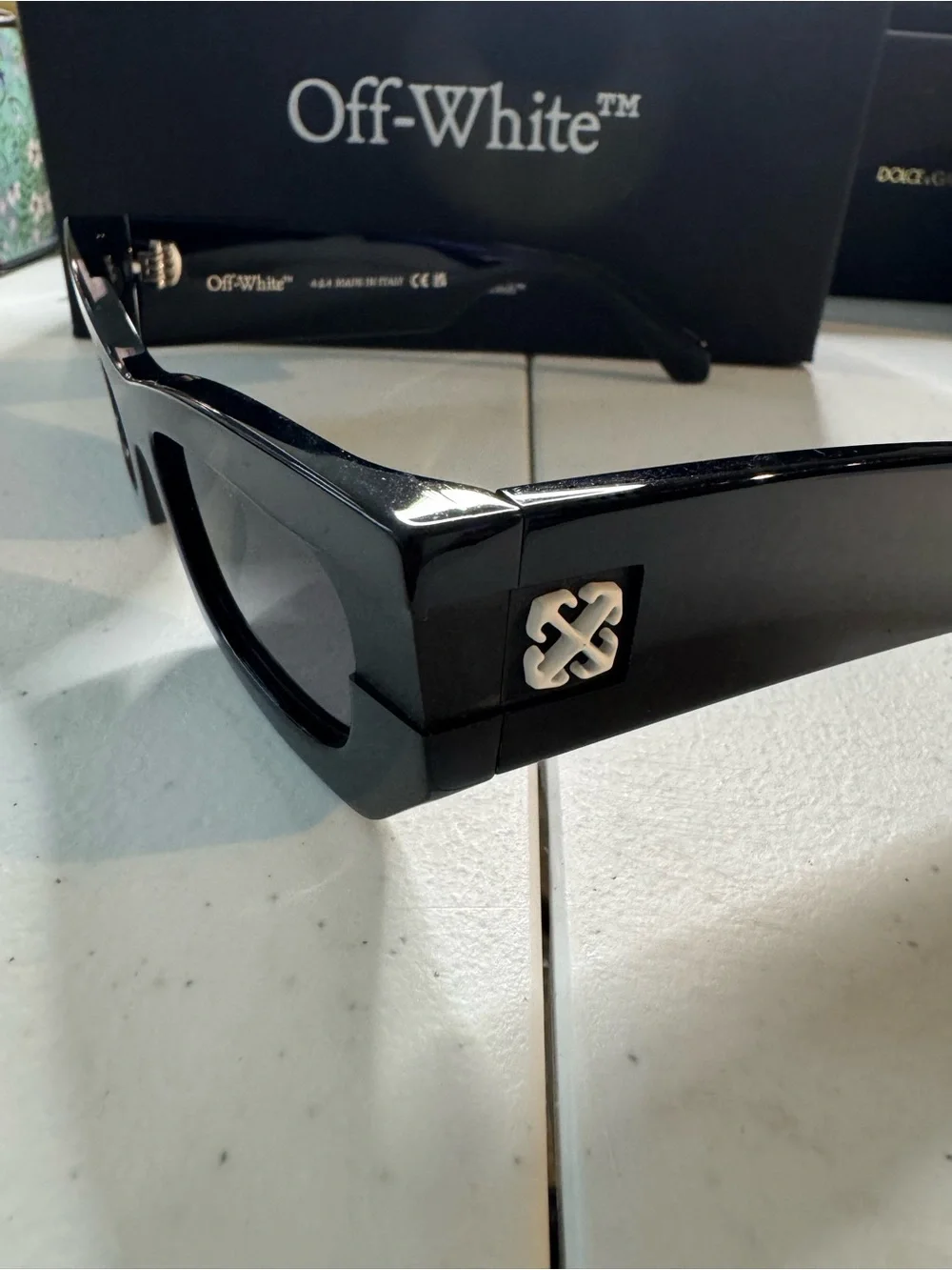 Off-White Belleville Rectangle/Geometric Sunglasses